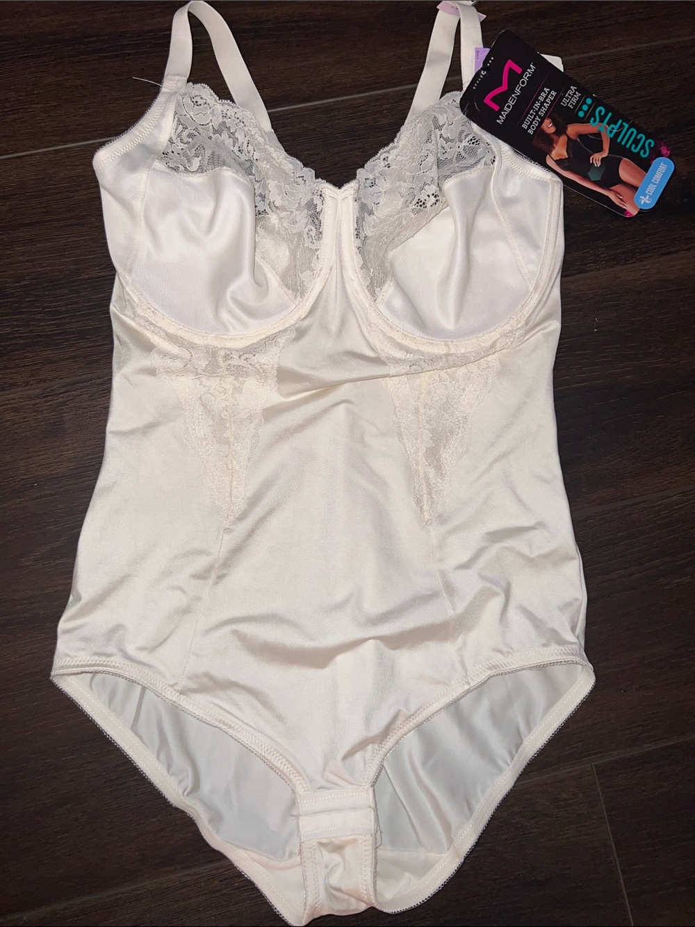 Maidenform Built-In Bra Body Shaper, Ultra Firm, Cream, Size: 40D
